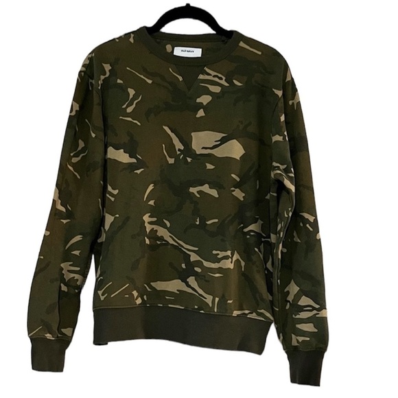 🤎3/$10 Old Navy Camouflage Sweater Size Small - Picture 2 of 8